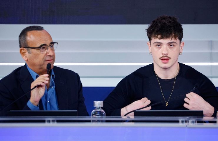 Olly e carlo conti alla conferenza stampa